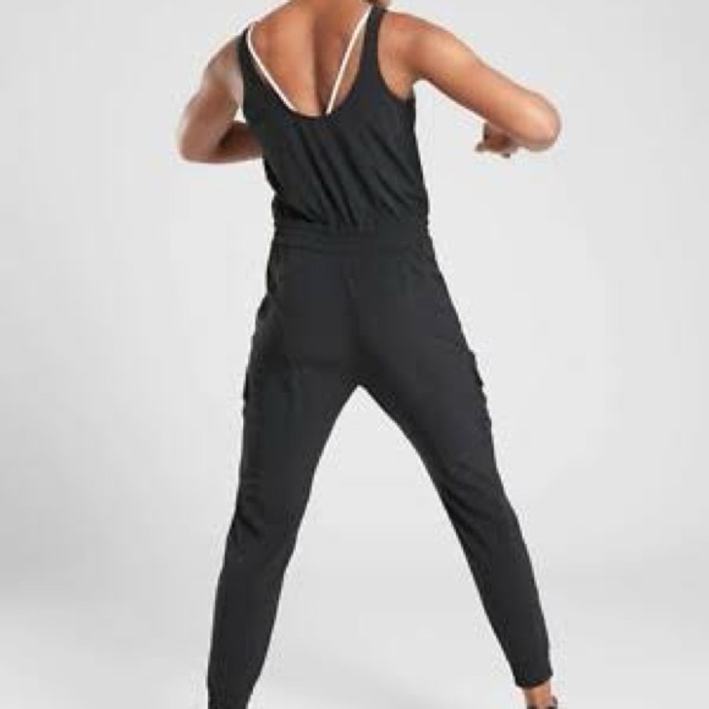 Athleta Unbound Black Sleeveless Jumpsuit,long legs,stretch,cargo pockets Small - Picture 3 of 14